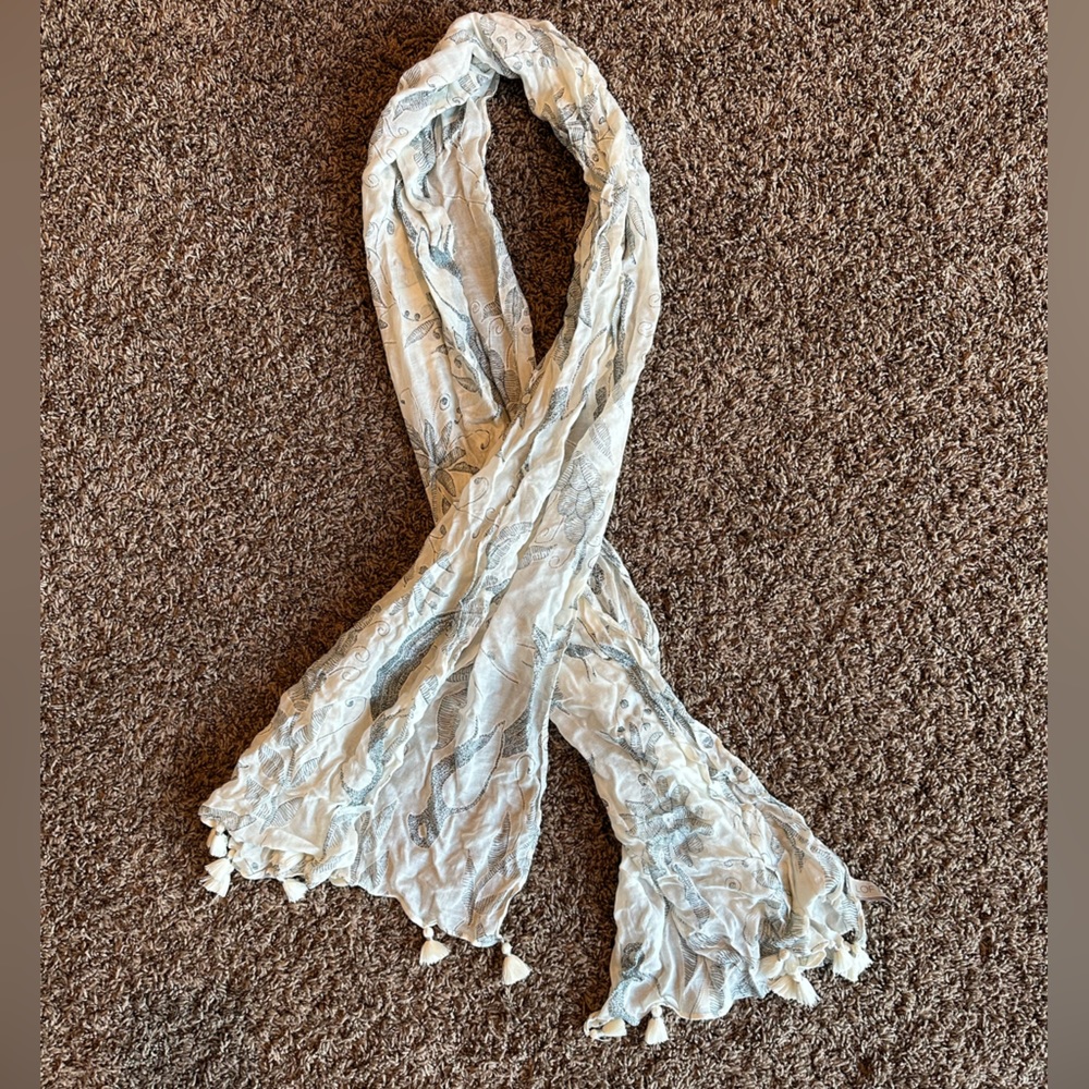 LOFT scarf with tassels